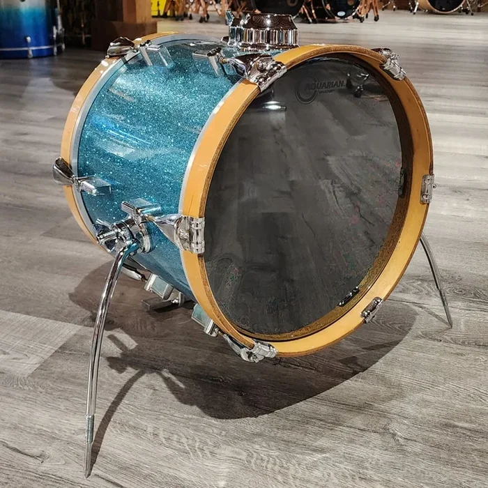 Used Sonor Martini Maple Bass Drum 14×13 Turquoise Sparkle – Good