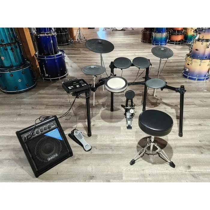 Used Yamaha DTX502 Electronic Drum Set w/Amp, Pedal, & Throne