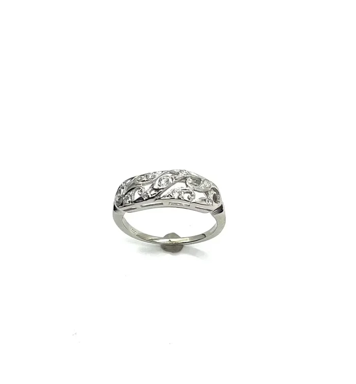 Vintage Diamond Cut Out Diamond Ring