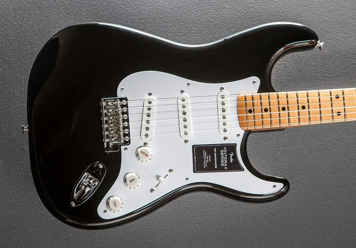 Vintera II 50’s Stratocaster – Black